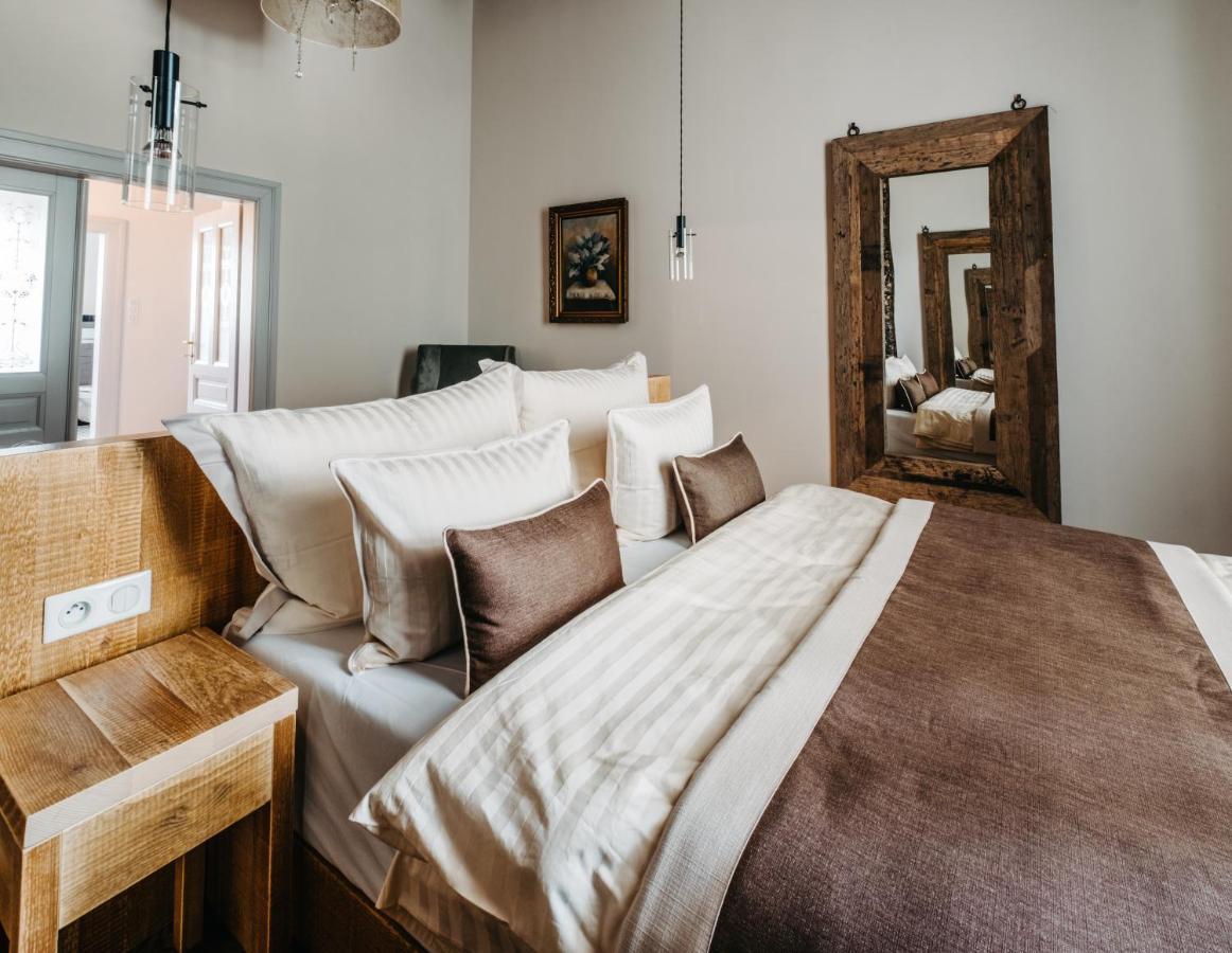 Boutique Hotel Corso Revnice Екстер'єр фото