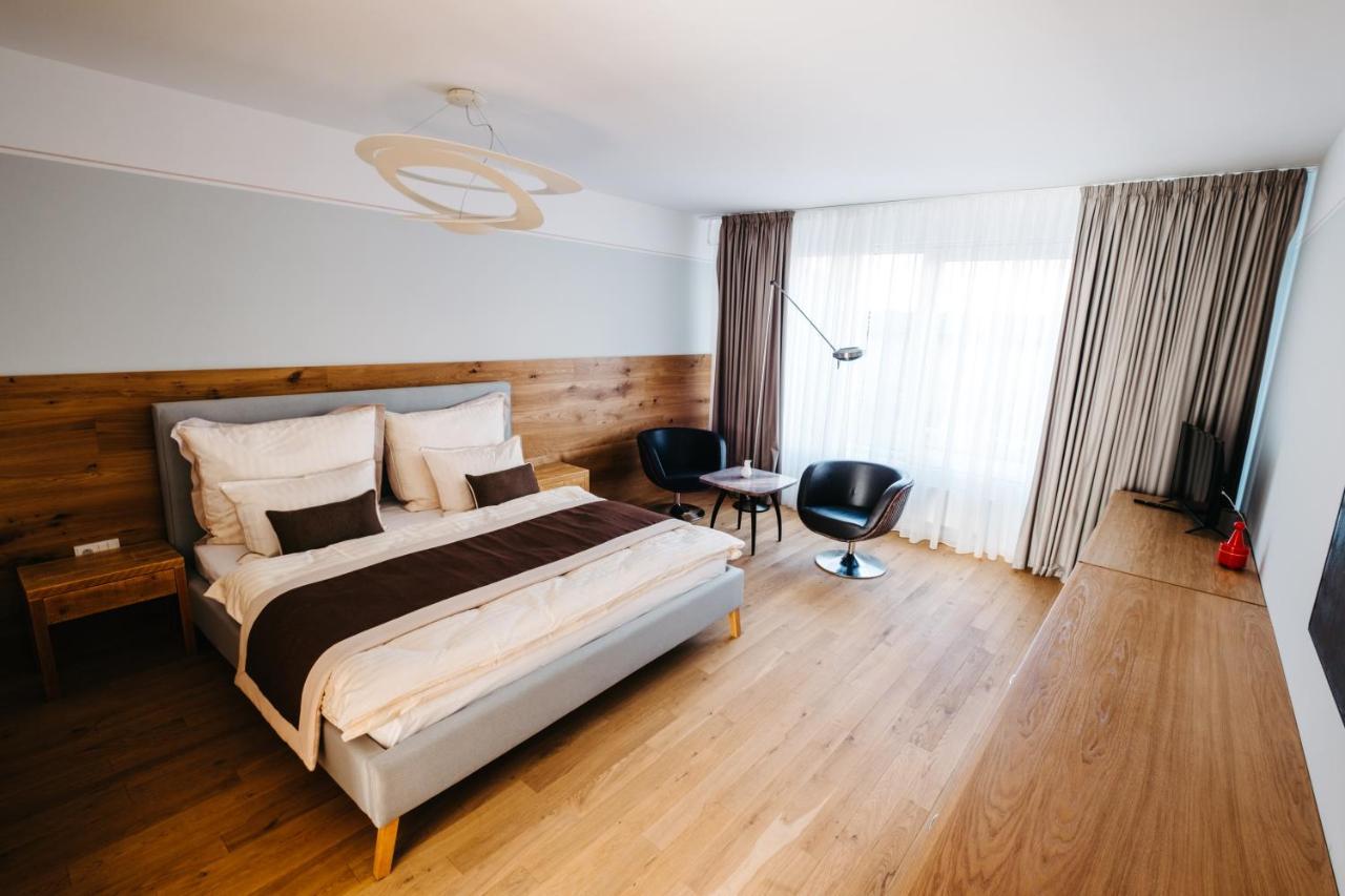 Boutique Hotel Corso Revnice Екстер'єр фото
